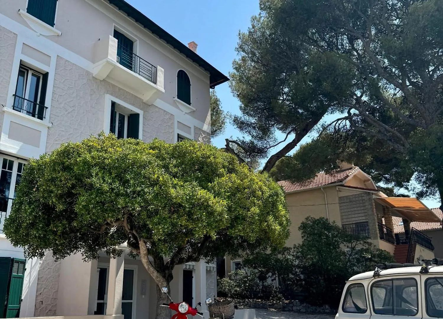 Apartment Cocon Comfortable Vue Mer, Clim Et Parking Sanary-sur-Mer