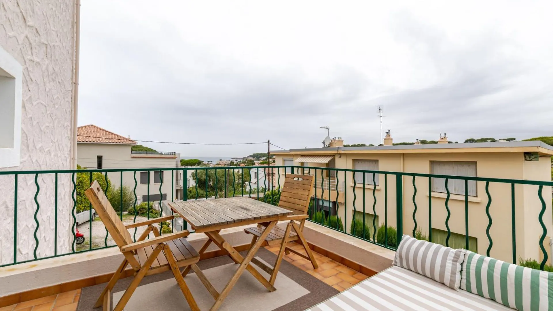 Apartment Cocon Comfortable Vue Mer, Clim Et Parking Sanary-sur-Mer France